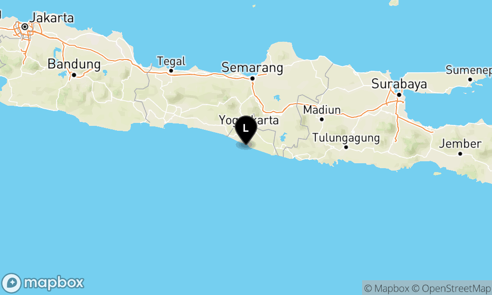 Pusat gempa berada dilaut 19 km BaratDaya Bantul