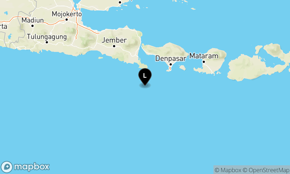Pusat gempa berada di laut 92 km Barat Daya Kuta Selatan