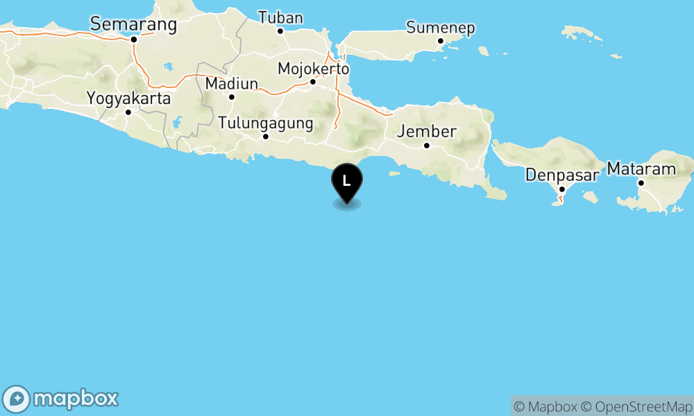Pusat gempa berada di laut 84 km Tenggara Kab. Malang