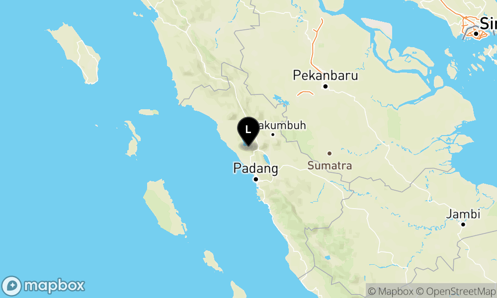 Pusat gempa berada di darat 15 km BaratLaut Padang Panjang