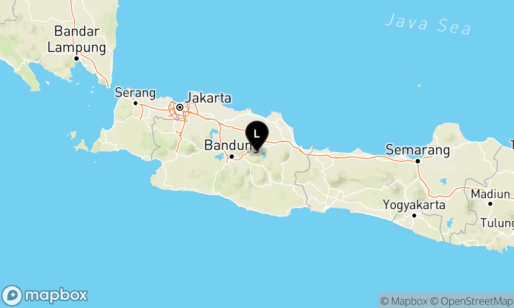 Pusat gempa berada di darat 8 km Tenggara Kab. Sumedang
