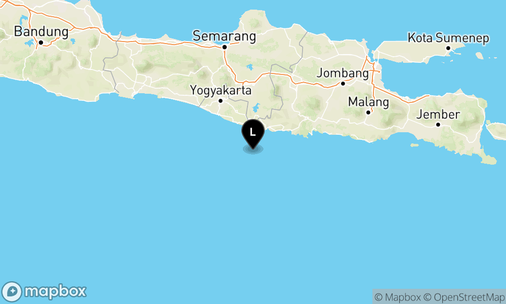 Pusat gempa berada di laut 52 km BaratDaya Pacitan