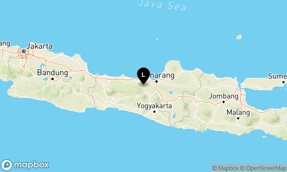 Pusat gempa berada di darat 25 km barat daya Kendal
