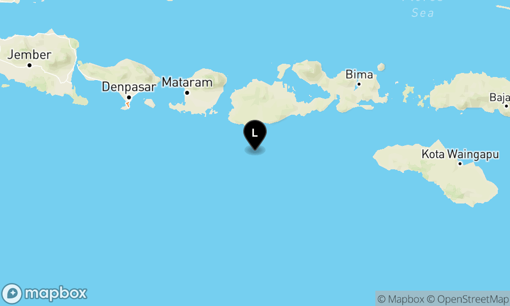 Pusat gempa berada dilaut 87 km Tenggara SumbawaBarat