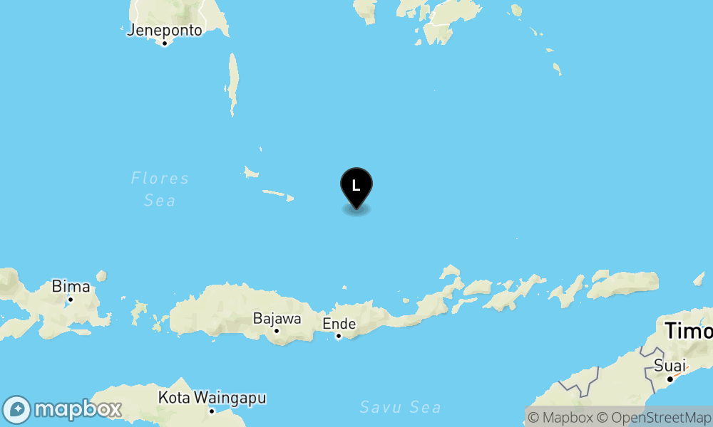 Pusat gempa berada di laut 128 km BaratLaut Maumere-Sikka